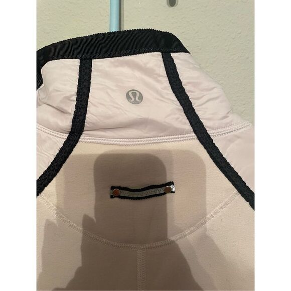 Lululemon Run Bundle Up Jacket (SZ 4) - Picture 3 of 5